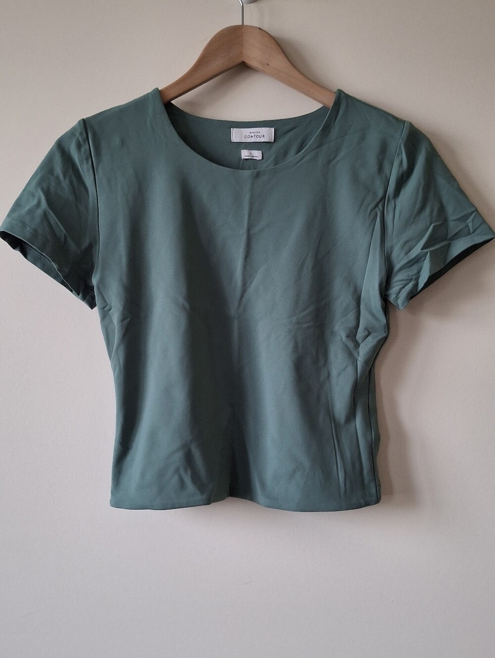 Babaton Sage Green Marvel Waist Short Sleeve Crop Tee